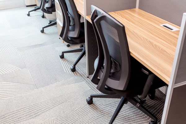 Arm rests. Ergonomic office chairs.